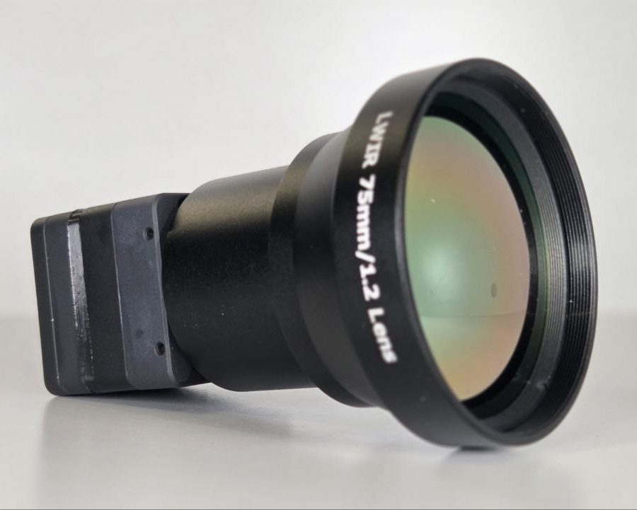 KitEye640M — LWIR тепловізійний модуль з об'єктивом 75 мм